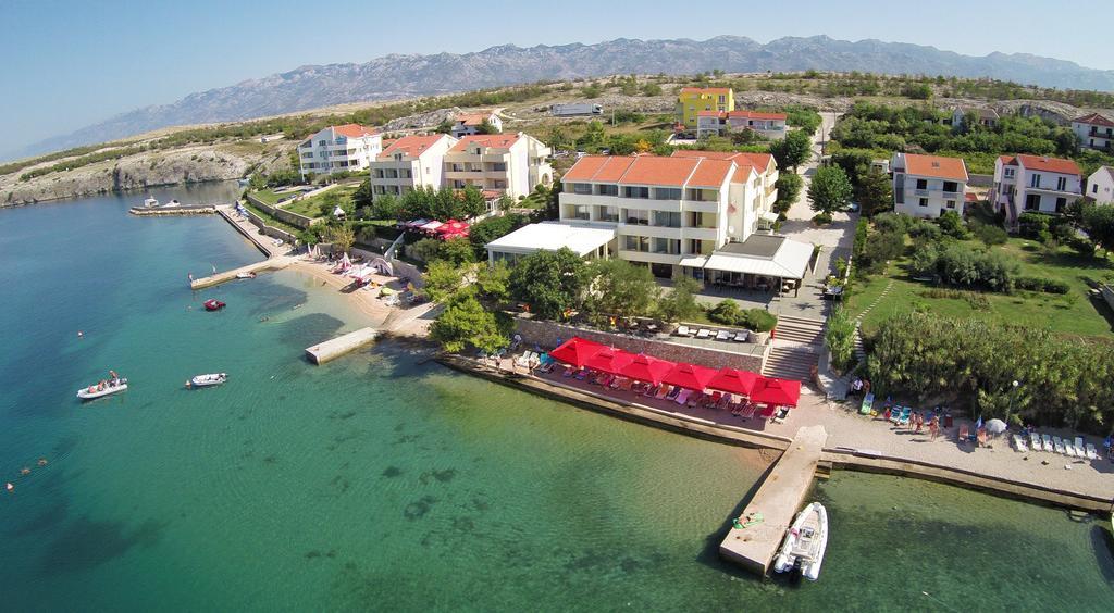 Hotel Vila 4M Razanac Bagian luar foto